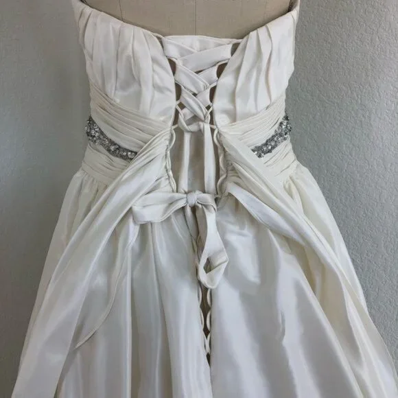 Maggie Sottero Sweetheart Lace Up Jeweled Bead Bustle Train Wedding Dress - Picture 10 of 14